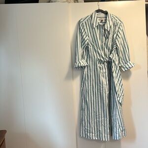 Universal threads NWT dress